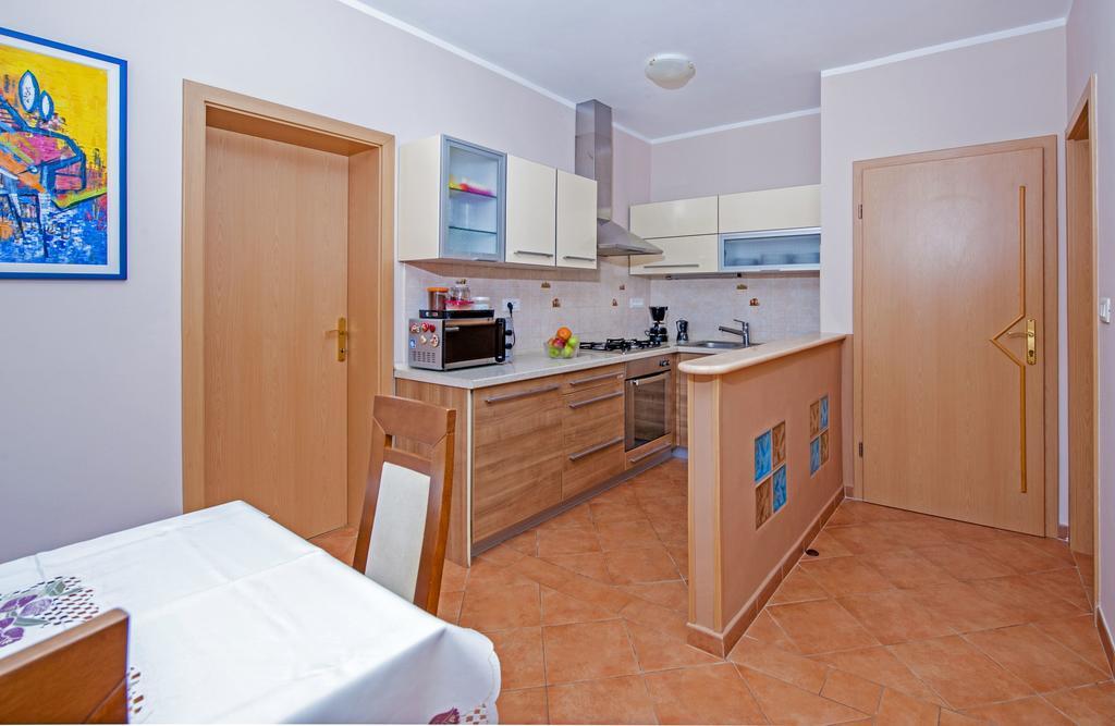 Apartments Karmen Rovinj Exterior foto