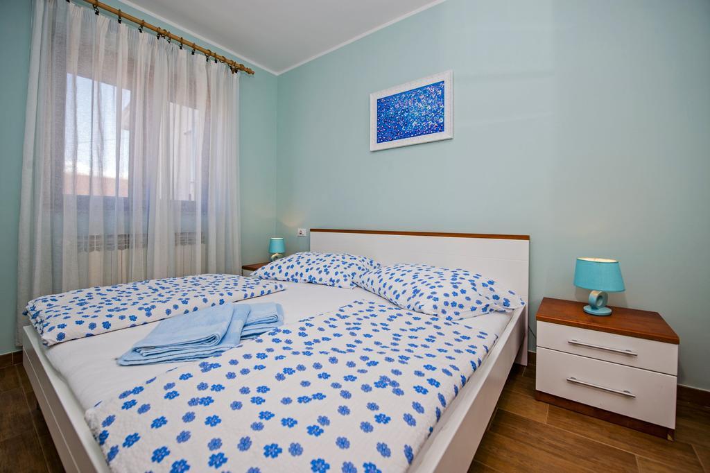 Apartments Karmen Rovinj Exterior foto